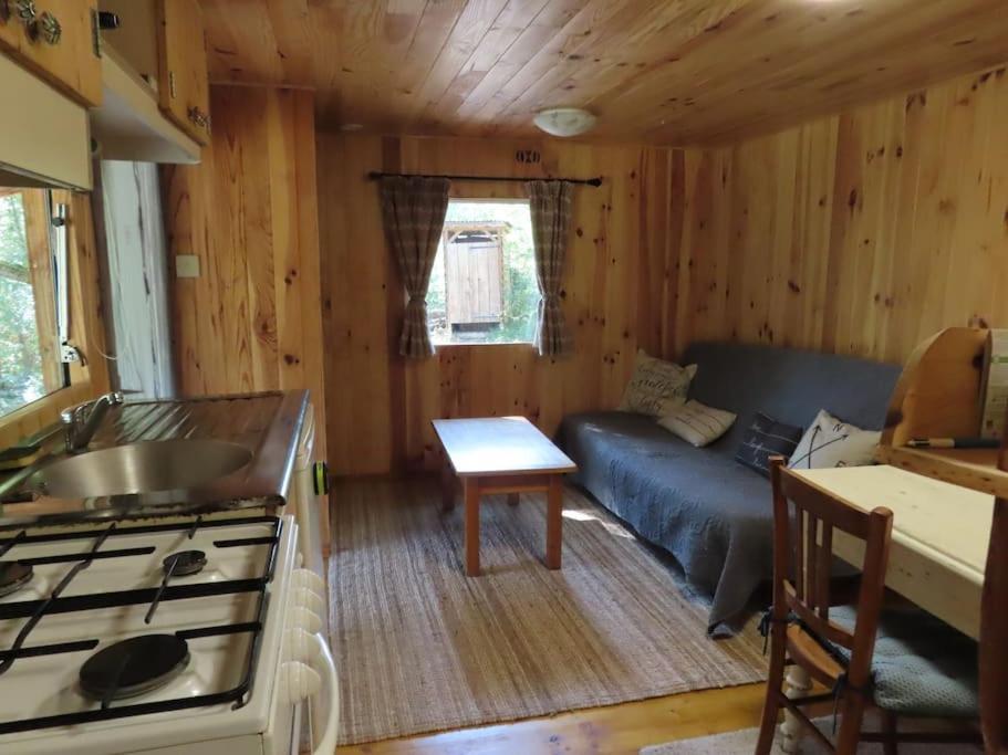 Cosy Cabane Montbrun-Bocage Eksteriør billede