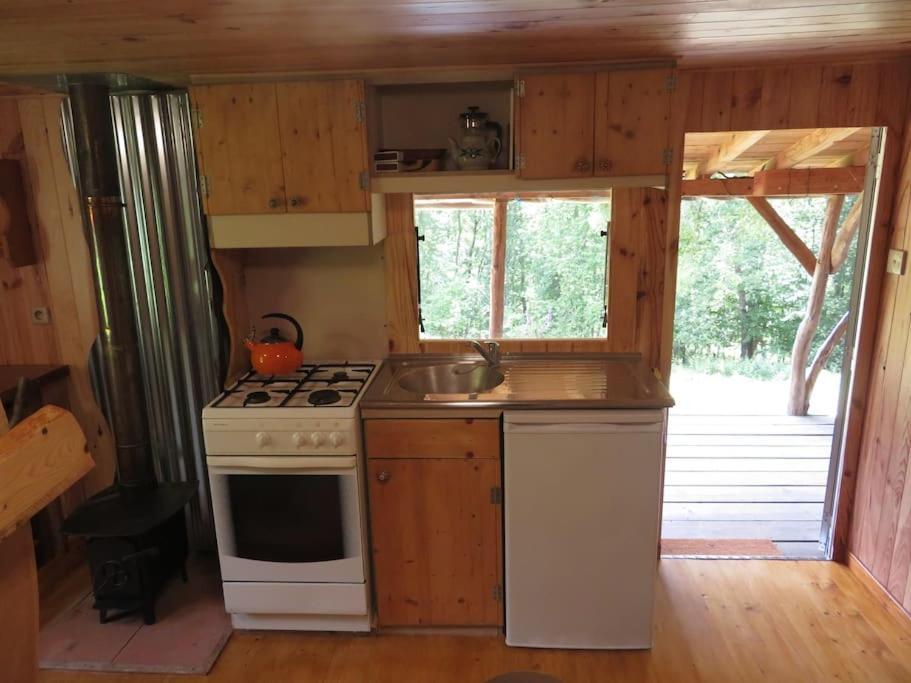 Cosy Cabane Montbrun-Bocage Eksteriør billede