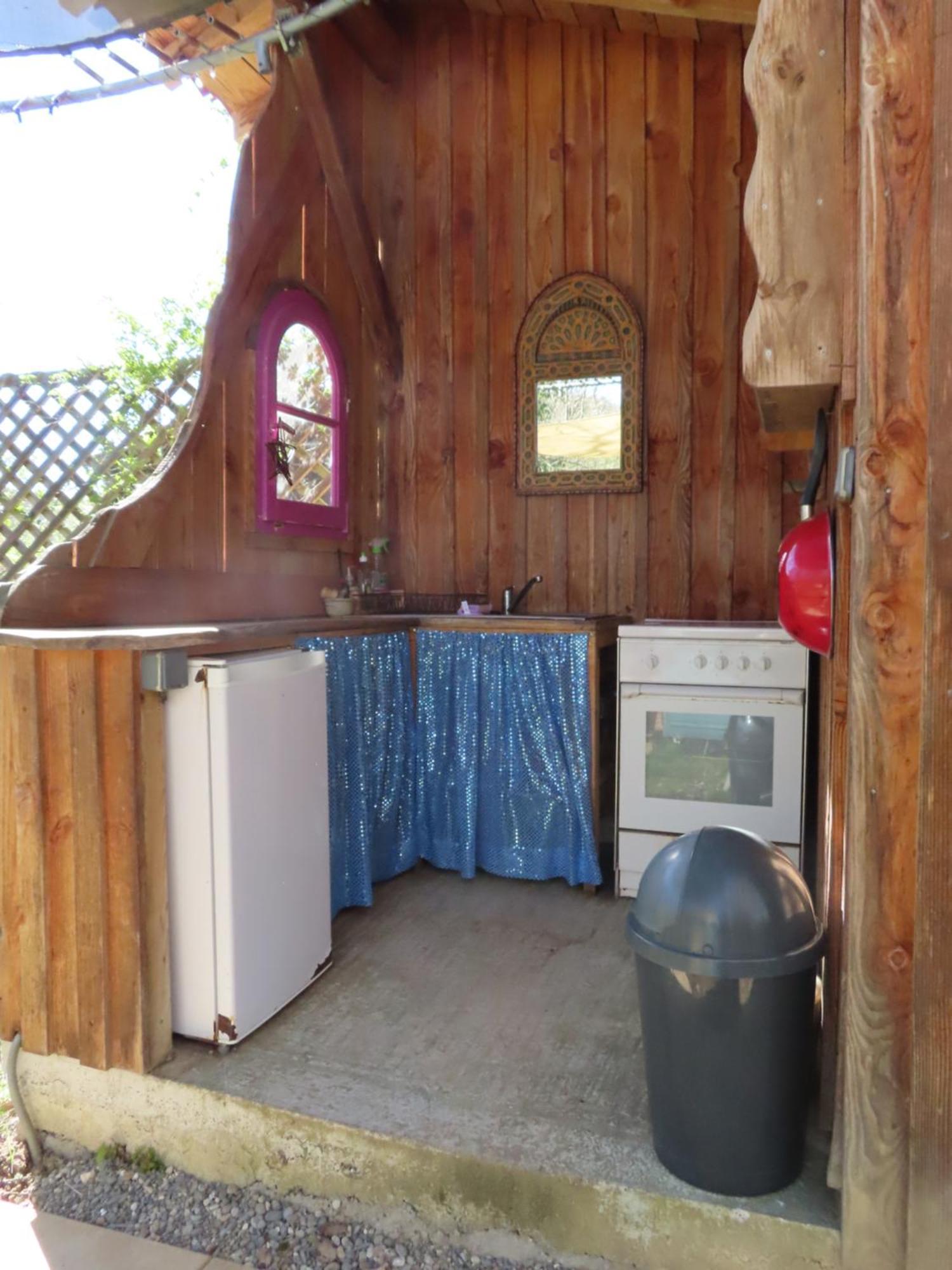 Cosy Cabane Montbrun-Bocage Eksteriør billede