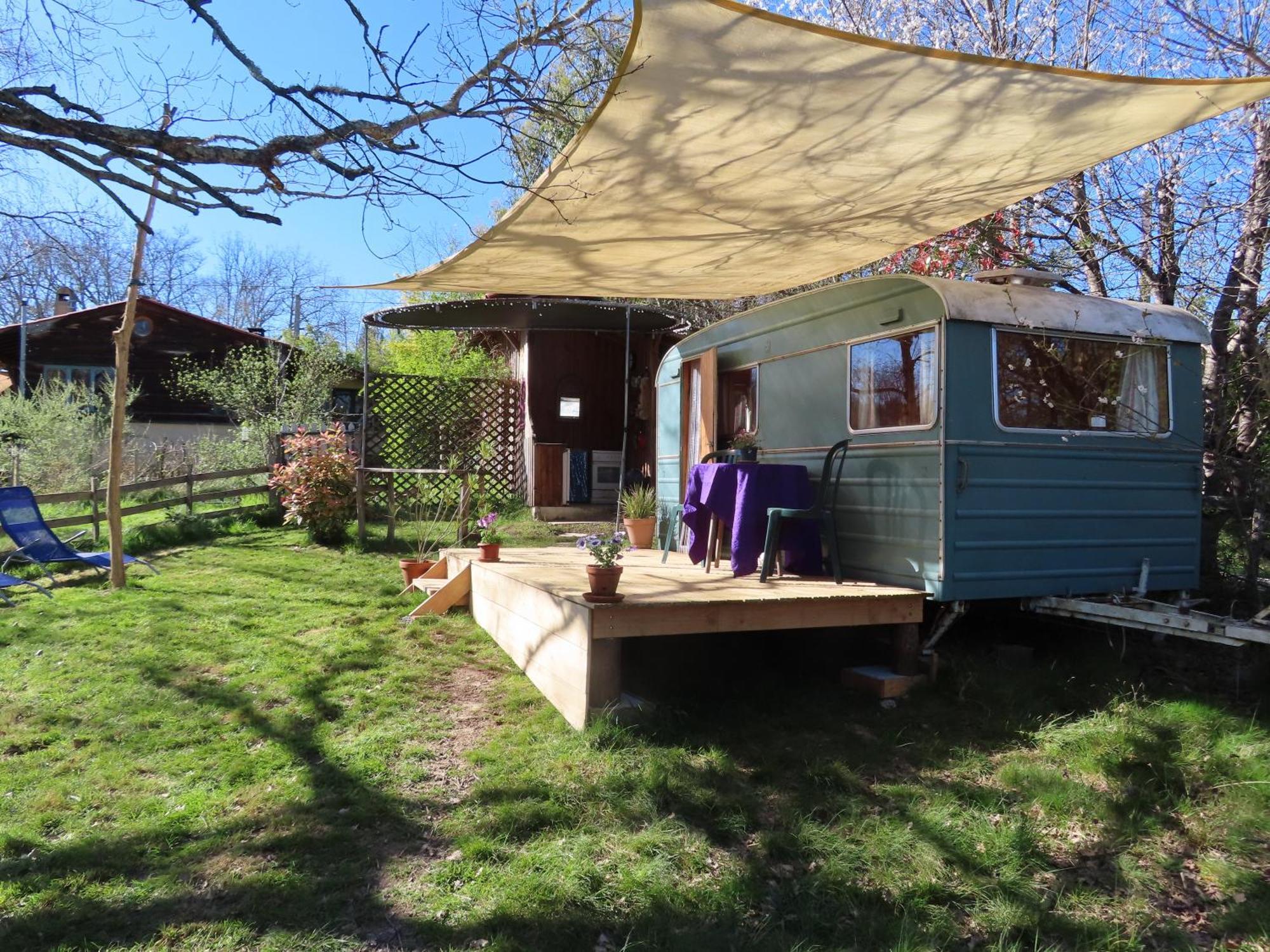 Cosy Cabane Montbrun-Bocage Eksteriør billede